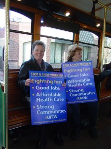 stop_shop_signs_2women