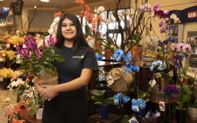 UFCW Local 342 florist at Won's in Anaheim, CA